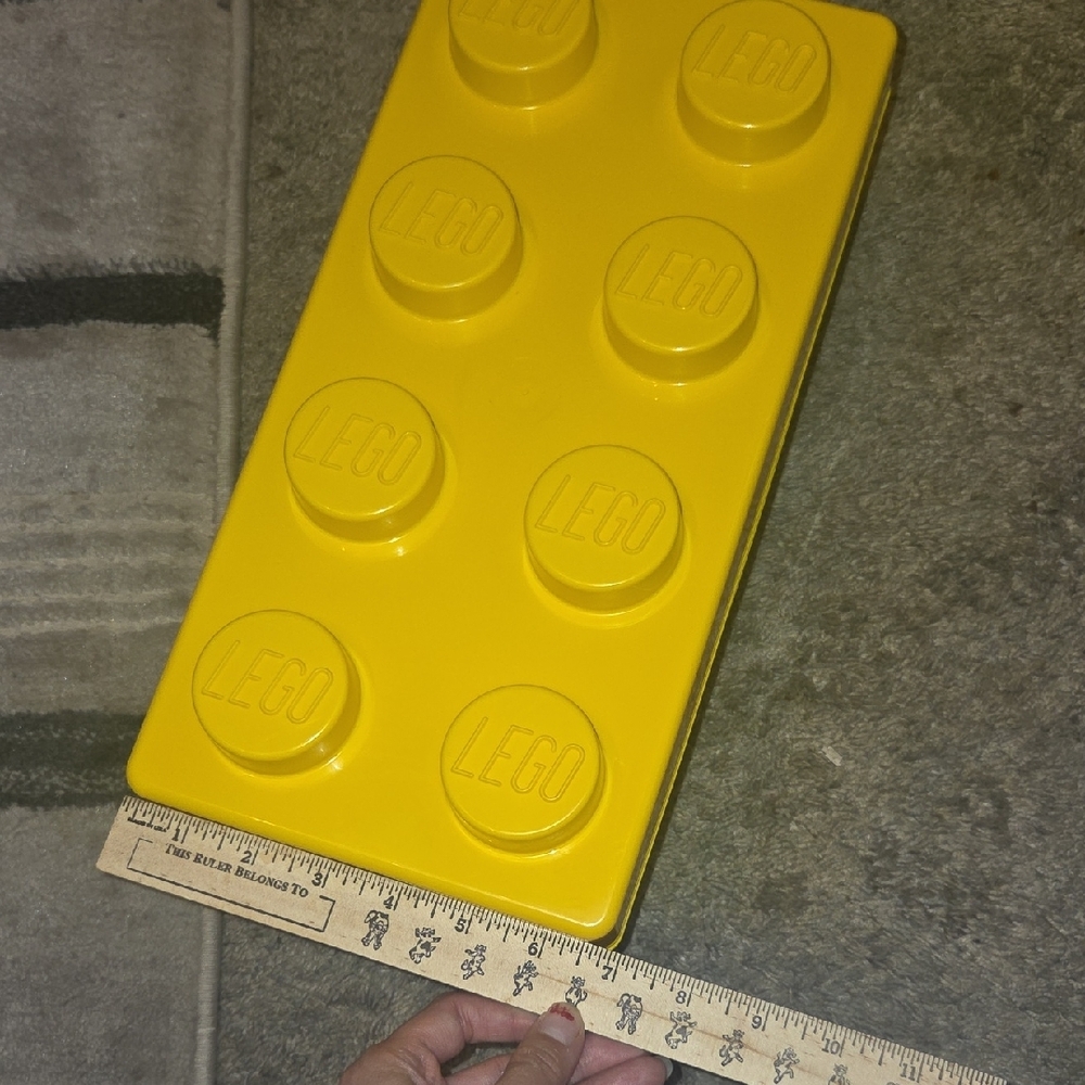 LEGO Yellow Storage Box - Picture 3 of 5